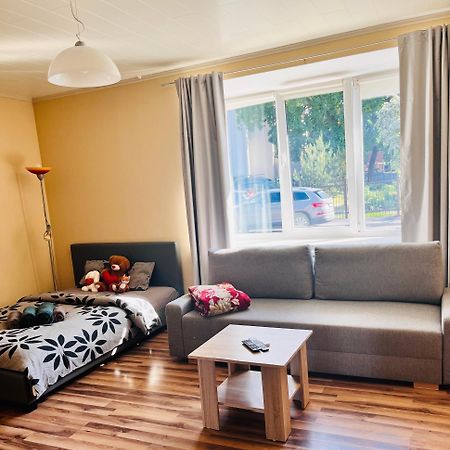 Tallinnhousing Studio For 4 With Free Parking Buitenkant foto