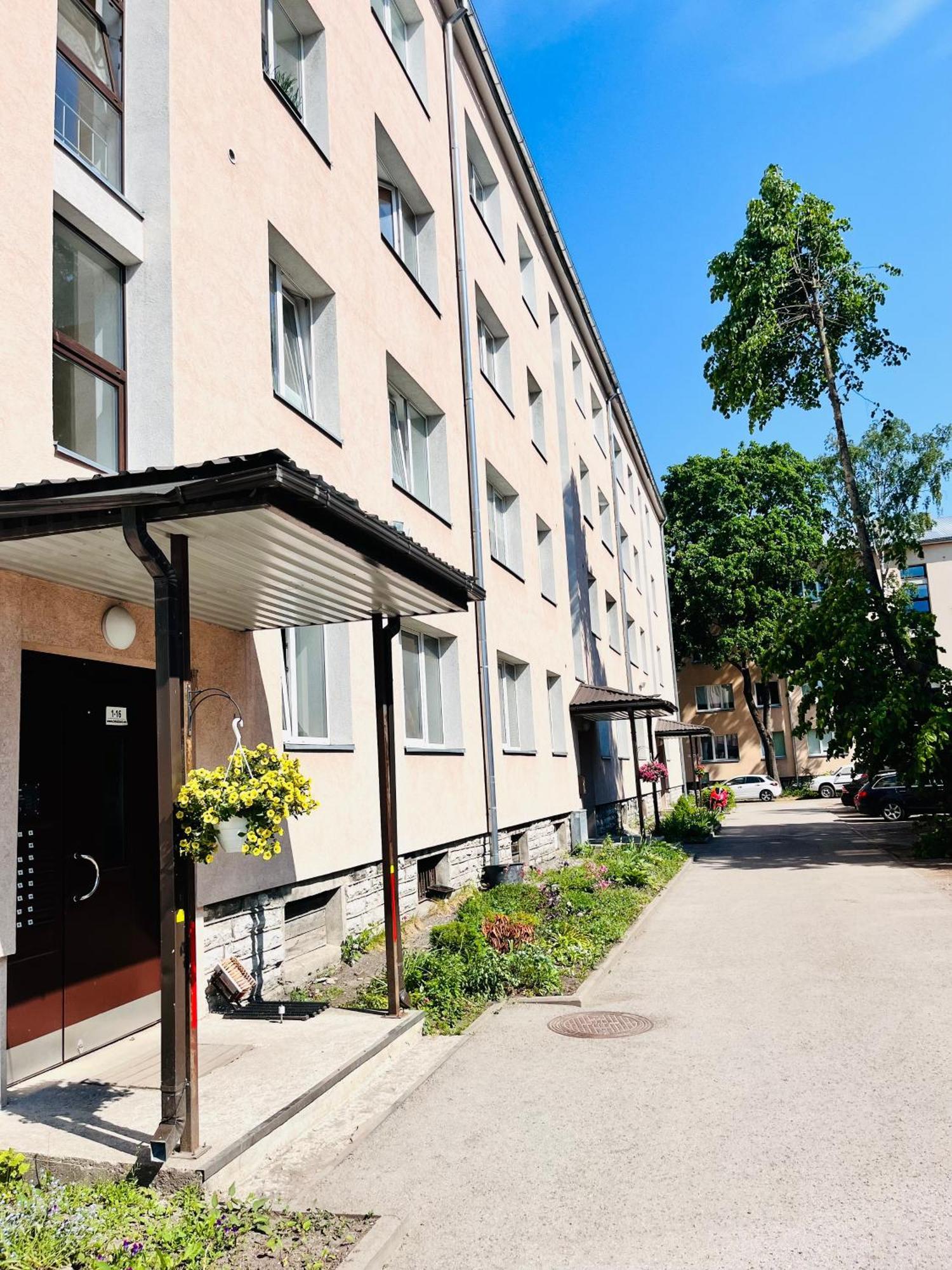 Tallinnhousing Studio For 4 With Free Parking Buitenkant foto