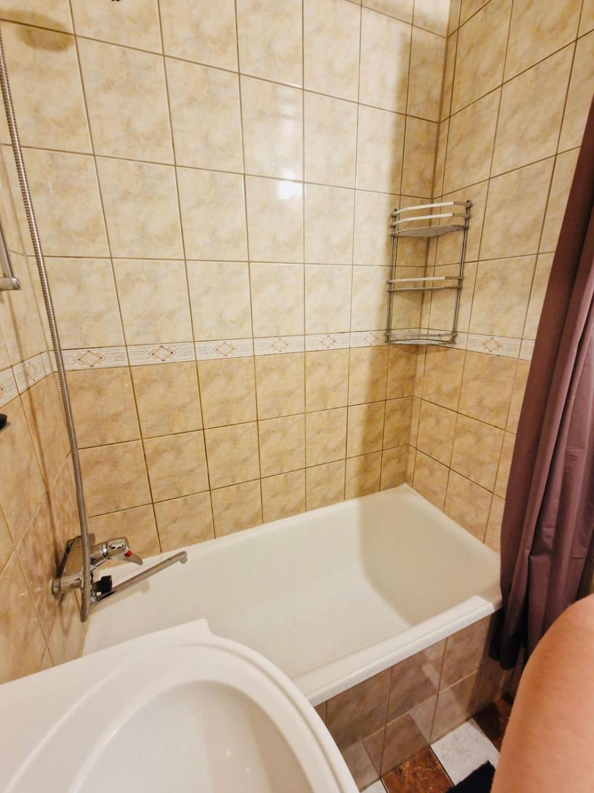 Tallinnhousing Studio For 4 With Free Parking Buitenkant foto